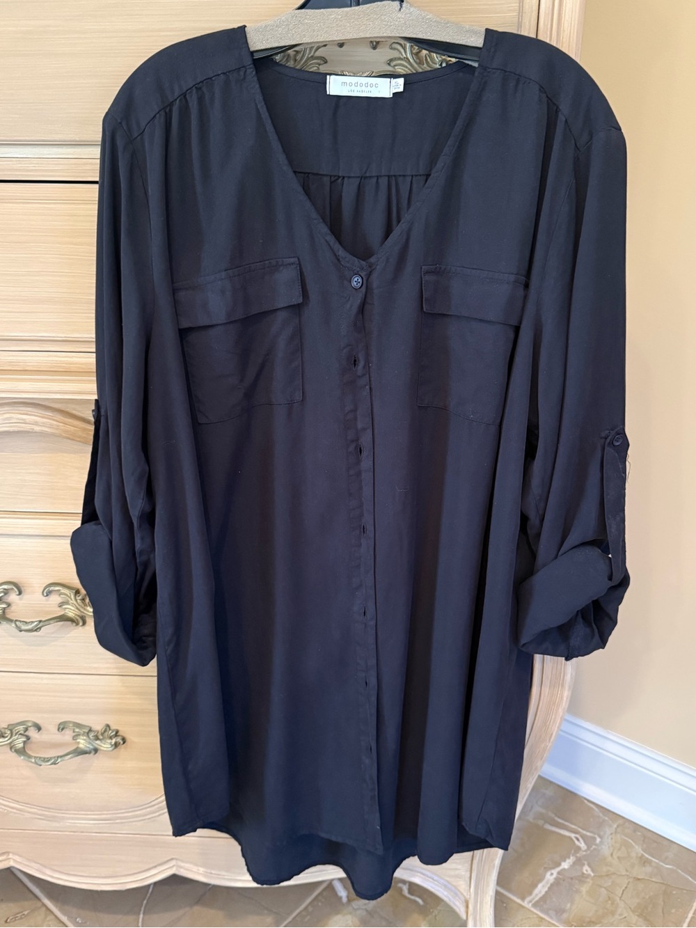 Mododoc Black Button-Front Tunic Blouse